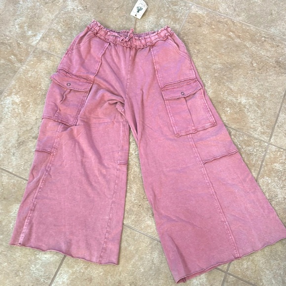 Women’s Easel Mineral Washed Terry Knit Pants Large color Dusty Pink/Faded Plum - Picture 1 of 8